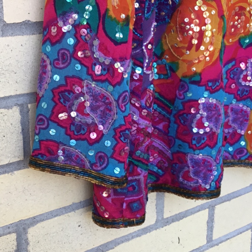 Judith Ann Creations. Glitzy and Glamorous Embellished Vintage Jacket! - Picture 4 of 12